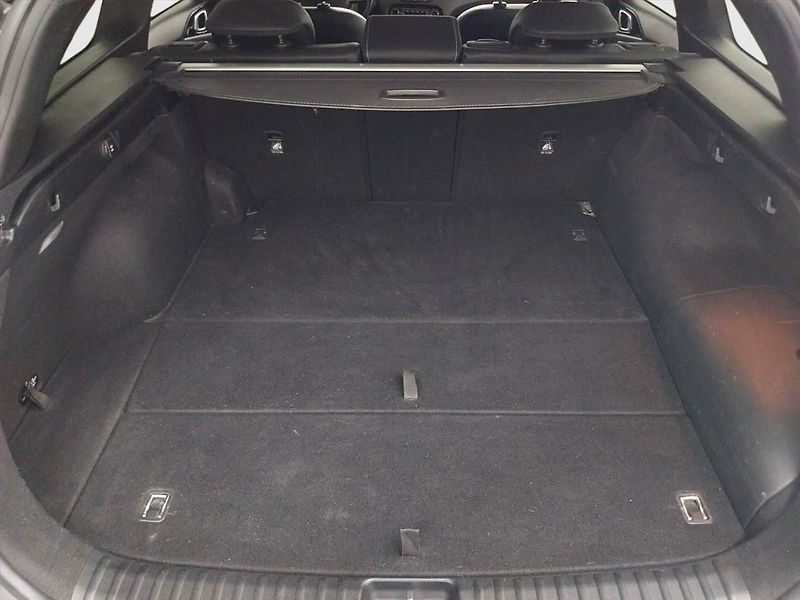 Kia Ceed (2023) Premium 1.6 GDI plug-in - fotka 14 z 17