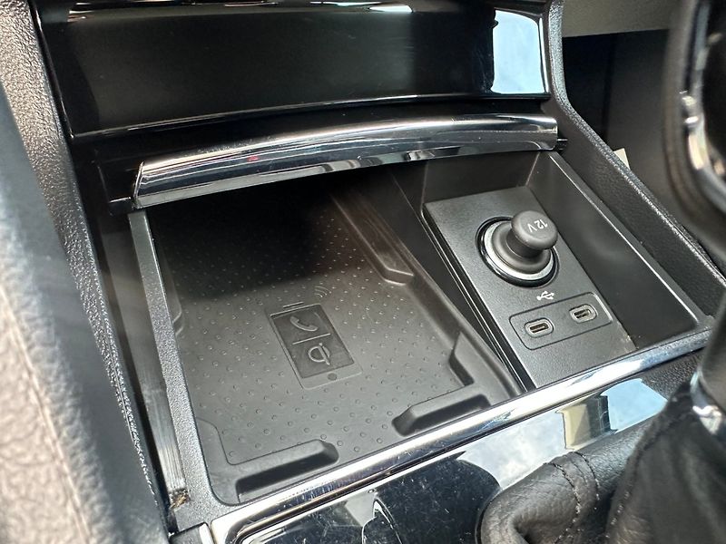 Škoda Karoq (2022) 2,0TDI 4x4 DSG Style - fotka 29 z 31