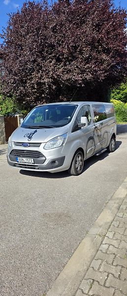 Ford Tourneo Custom (2016) - fotka 6 z 11