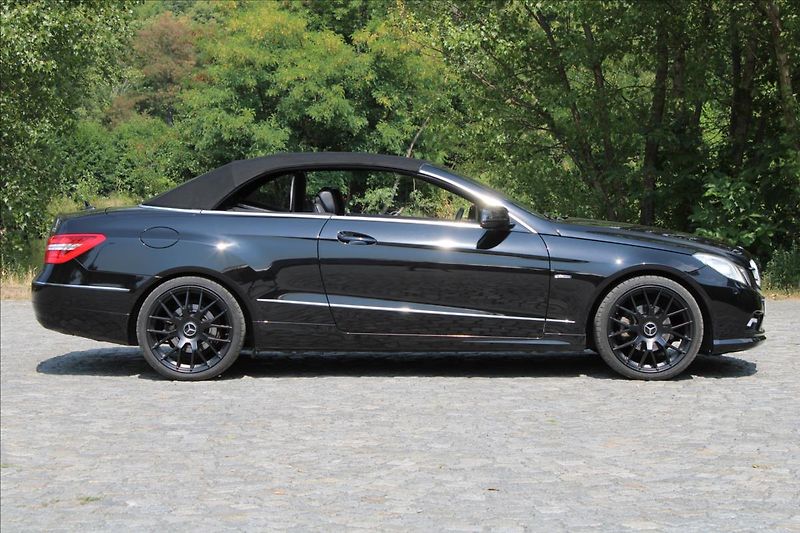 Mercedes-Benz Třídy E 200 CGI / 135 KW / CABRIO - fotka 7 z 32