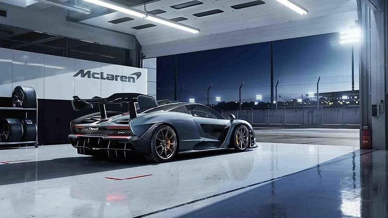 McLaren Senna.