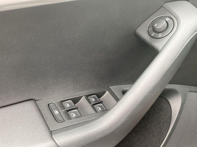 Škoda Octavia (2015) 2.0 TDI Elegance - fotka 18 z 30