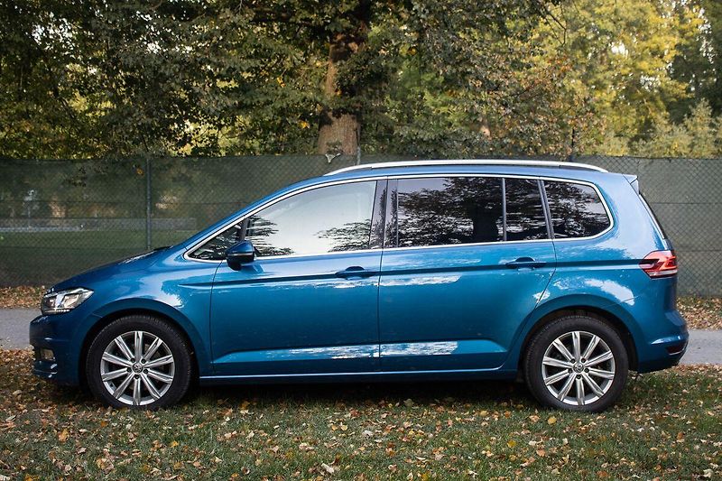 Volkswagen Touran 2.0 TDI, 110kW - fotka 8 z 45