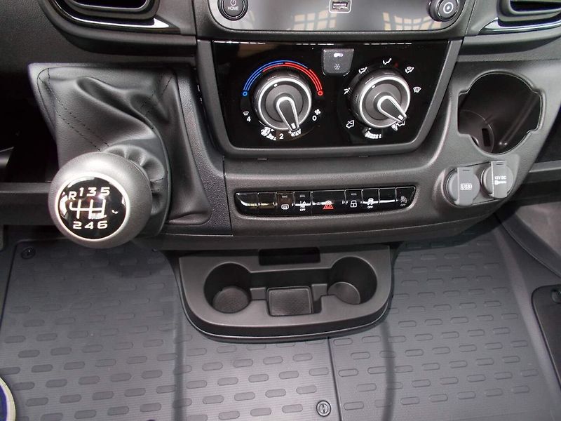 Opel Movano (2026) sklapec 3500 Heavy L3 2.2 CDTi - fotka 16 z 29