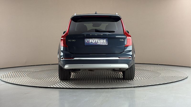 Volvo XC90 2.0 B5 AUT AWD Inscription - fotka 5 z 33