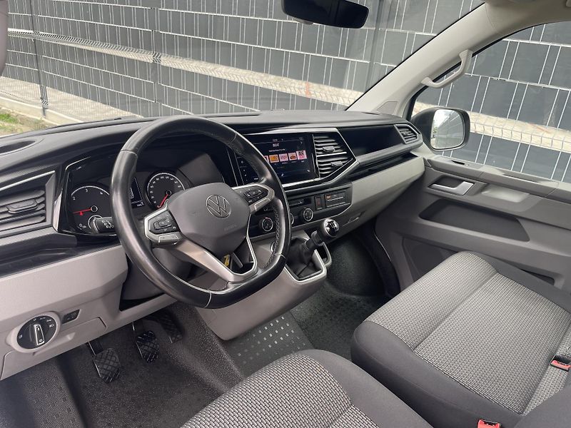 Volkswagen Transporter (2021) T6.1 2.0 TDI 110 kW - fotka 7 z 23