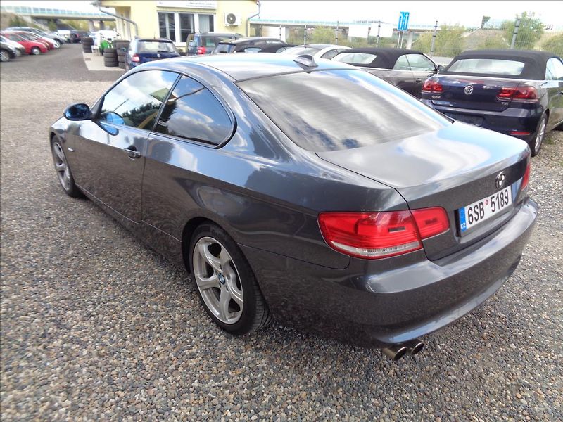 BMW Řada 3 2,5 - fotka 5 z 17