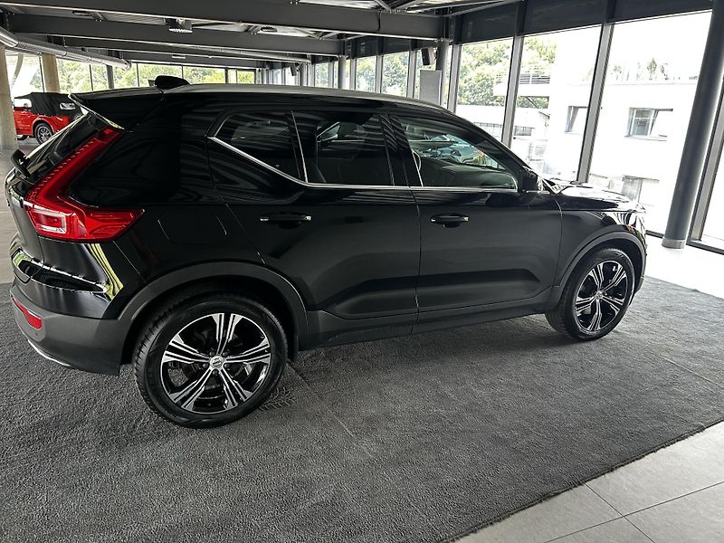 Volvo XC40 (2020) XC40 Inscription AWD - fotka 6 z 17
