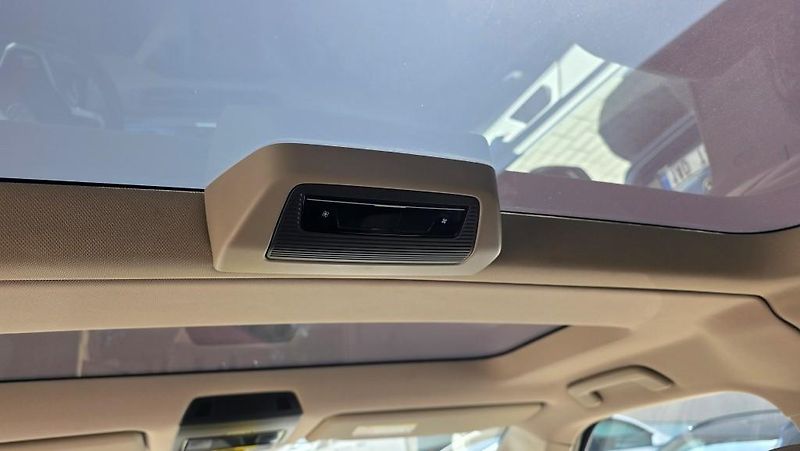 Volkswagen Multivan (2022) 1.4 TSI PHEV 160kW Style - fotka 16 z 51