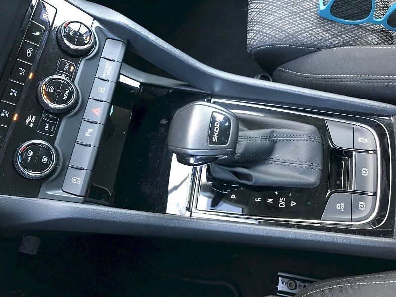 Škoda Karoq (2025) SEL TS 110/1.5 A7F - fotka 26 z 27
