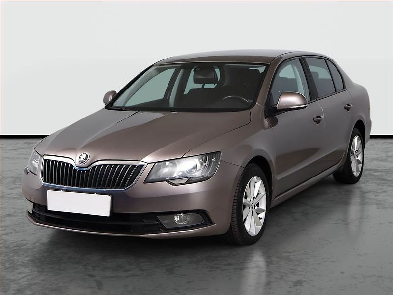 Škoda Superb (2013) Ambition 2.0 TDI, 4X4 - fotka 2 z 16