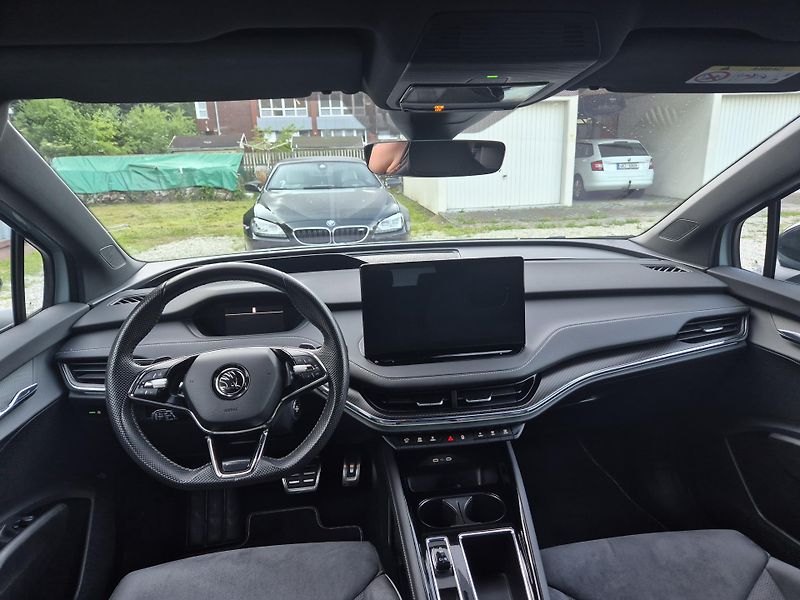 Škoda Enyaq SPORTLINE 195kw, iV80x SOH 92% - fotka 10 z 48