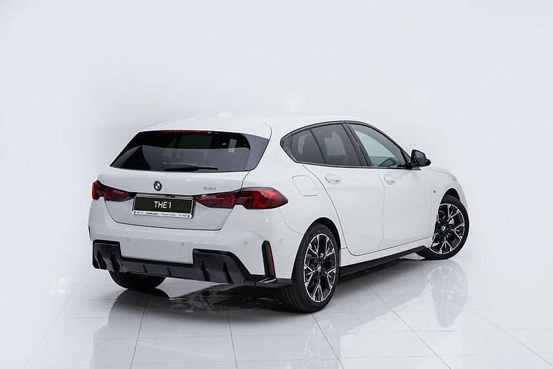BMW Řada 1 120 - fotka 3 z 15