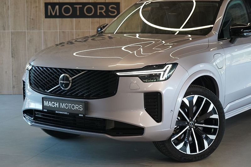 Volvo XC90 T8 PLUS Dark, Head-up, 360° - fotka 2 z 50