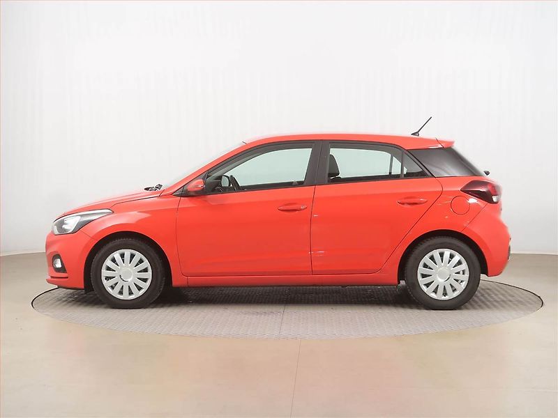 Hyundai i20 (2020) 1.2 - fotka 3 z 13