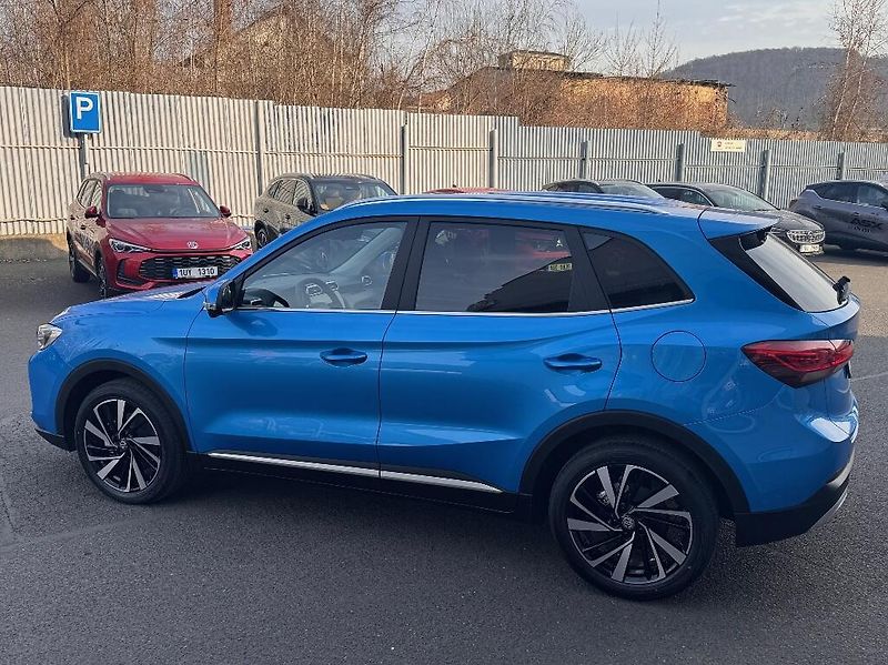 MG ZS (2026) 1,5l Hybrid + (197k) Exclusive - fotka 7 z 38