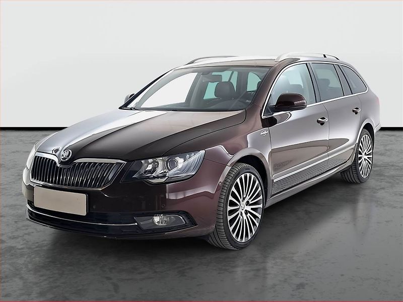 Škoda Superb (2013) Laurin&Klement 2.0 TDI - fotka 2 z 15