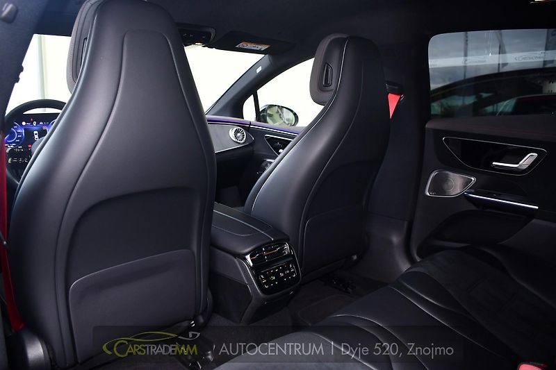 Mercedes-Benz EQE 350 4MATIC AMG  - fotka 12 z 54