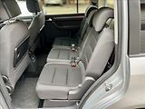 Volkswagen Touran 1,6 TDi  NAVI / kamera / ALU - náhled 12