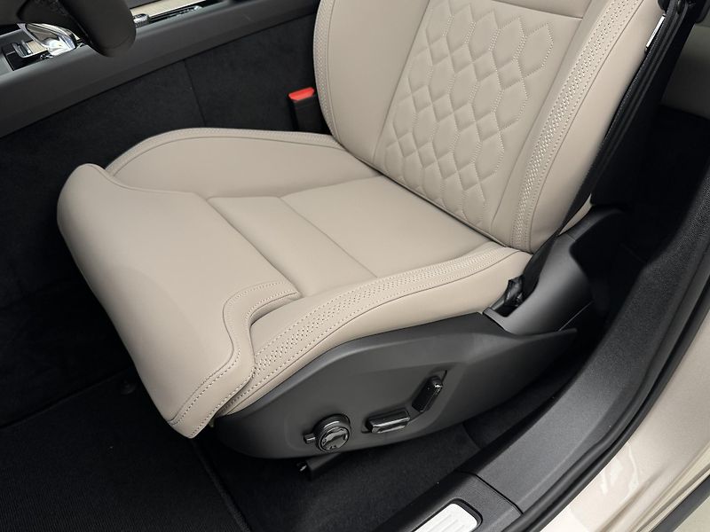Volvo XC60 (2026) B5 AWD AUT BRIGHT PLUS  - fotka 30 z 70