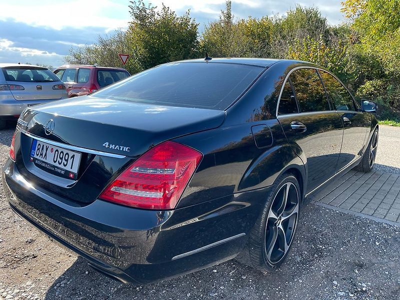 Mercedes-Benz Třídy S (2009) 350 CDI Long 4 matic! - fotka 17 z 64