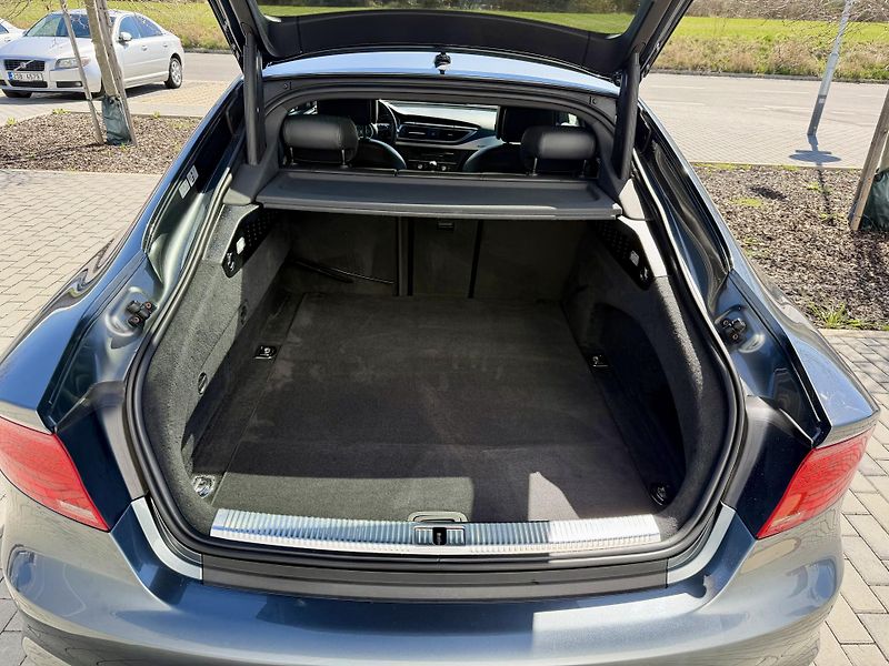 Audi A7 (2011) 3.0TDI Quattro RS7 PACKET!!! - fotka 24 z 26