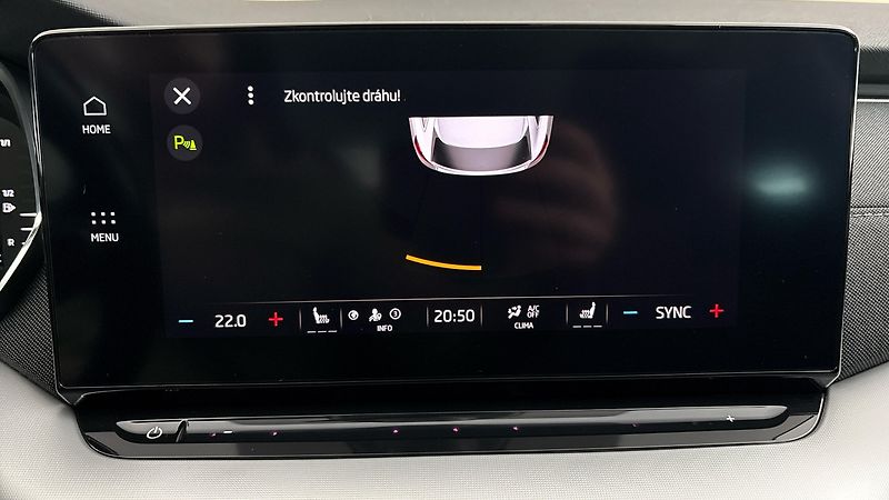 Škoda Octavia 2.0 TDI DSG Style Combi - fotka 12 z 25