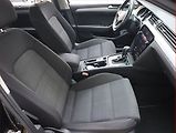 Volkswagen Passat (2020) Business 2.0 TDI, Automat - náhled 9
