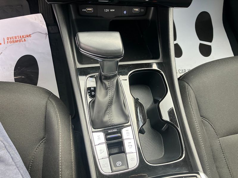 Hyundai Tucson (2021) 1.6TGDI 132kW MHEV 4WD AT NAVI - fotka 30 z 34
