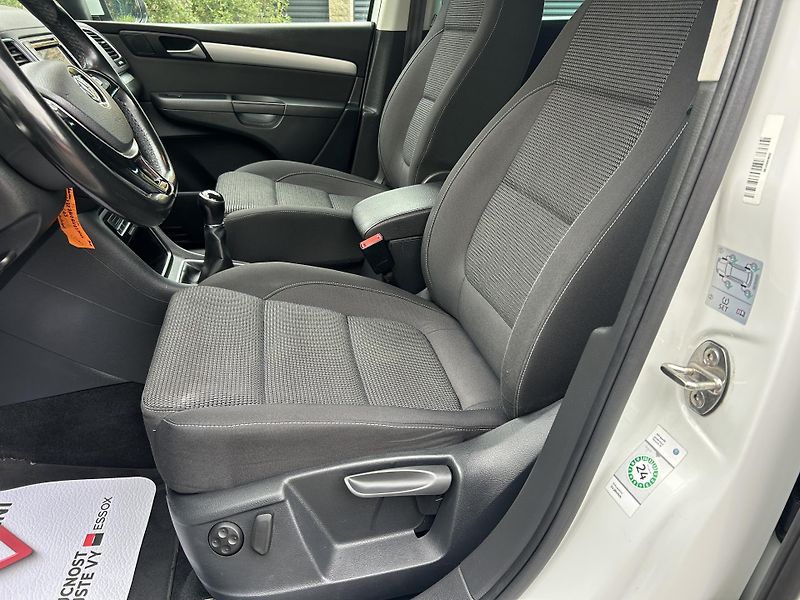 Volkswagen Sharan (2016) 1,4TSi 110 Comfortline 7 míst  - fotka 28 z 58