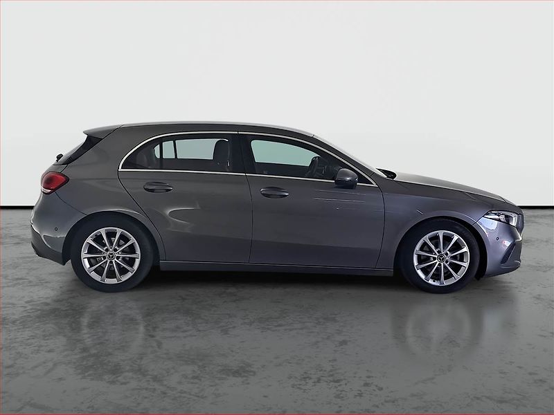 Mercedes-Benz Třídy A (2019) Progressive A 180 d, Automat - fotka 6 z 18
