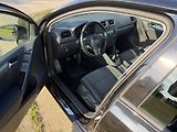 Volkswagen Golf (2011) VI 1,4i16V STYLE 1 MAJITEL - náhled 15
