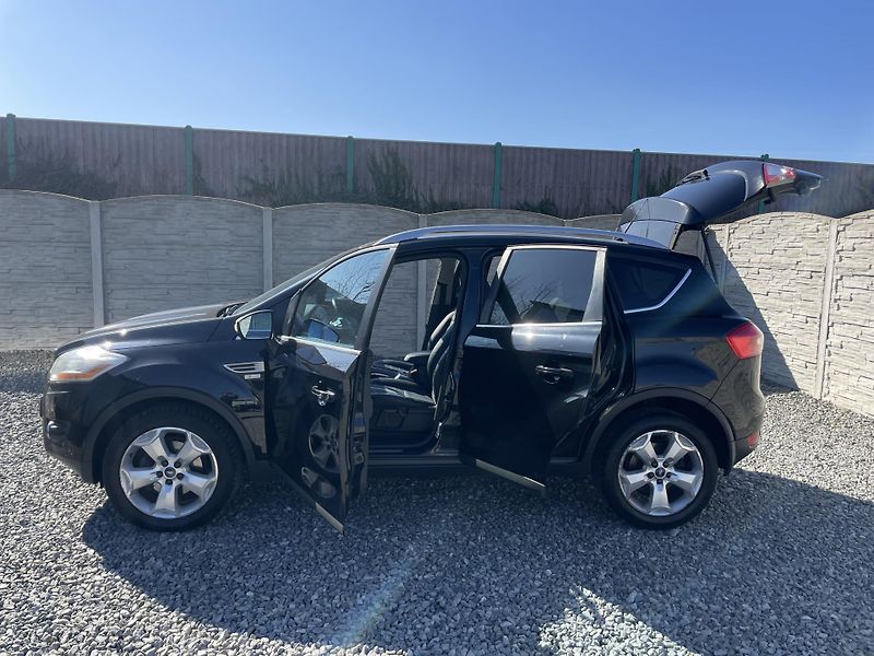 Ford Kuga 2.0TDC-i 4x4 135PS TITANIUM!!! - fotka 160 z 189