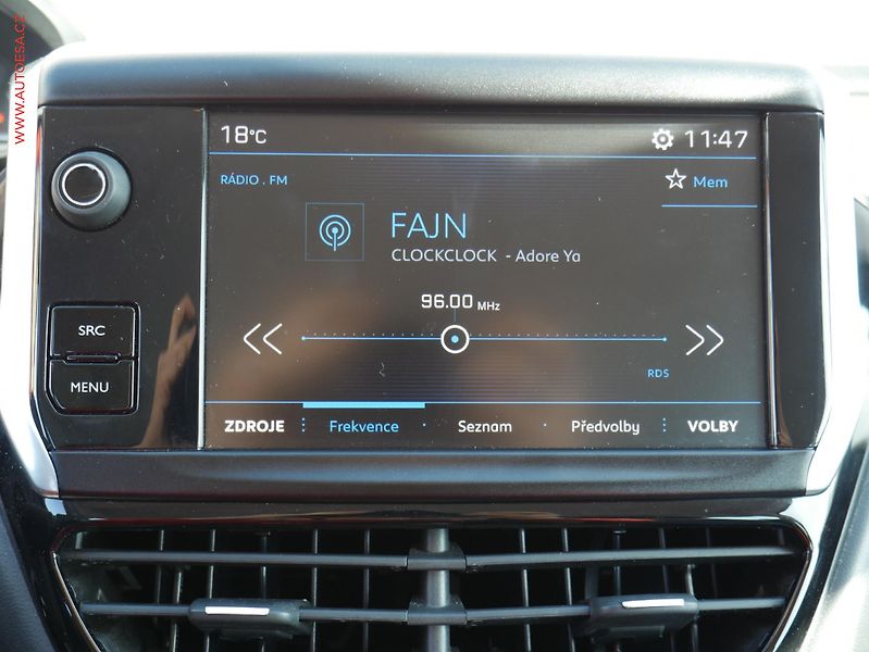 Peugeot 208 (2017) 1.2PT, ČR, AC, výhřev sed - fotka 12 z 15