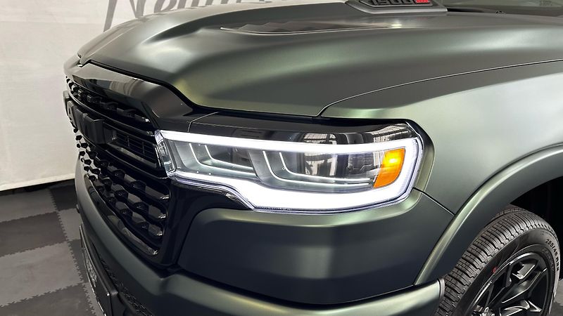 Dodge RAM NIGHT EDITION / 1500 SST H.O.  - fotka 23 z 55