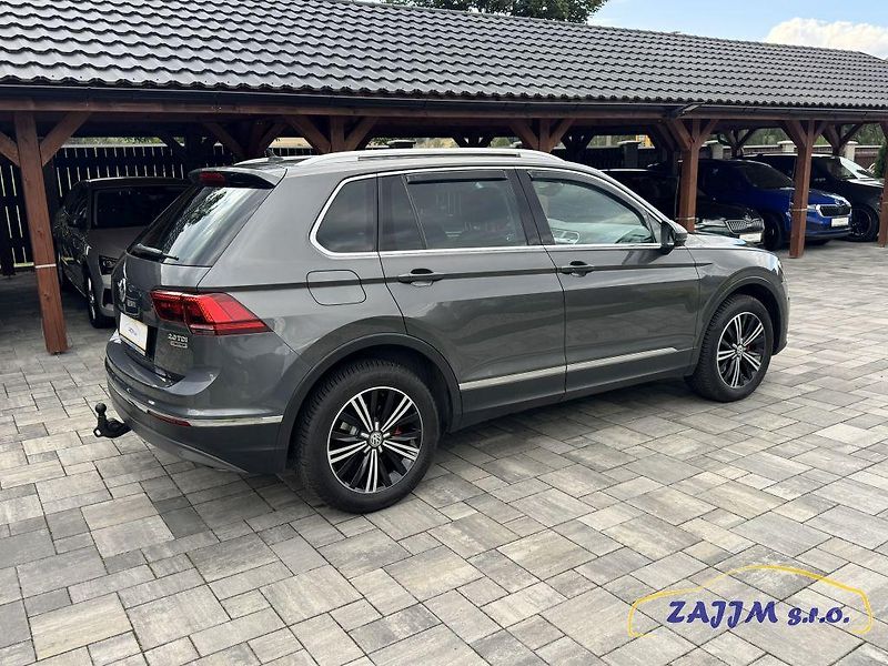 Volkswagen Tiguan 2.0TDI 4x4 + tažné, kamera - fotka 19 z 60