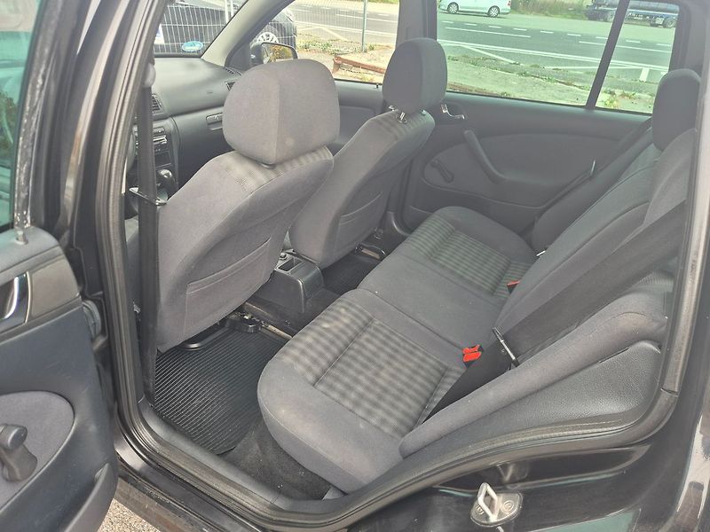 Škoda Octavia 1.9TDi 74Kw, STK do 02/2028 - fotka 17 z 18