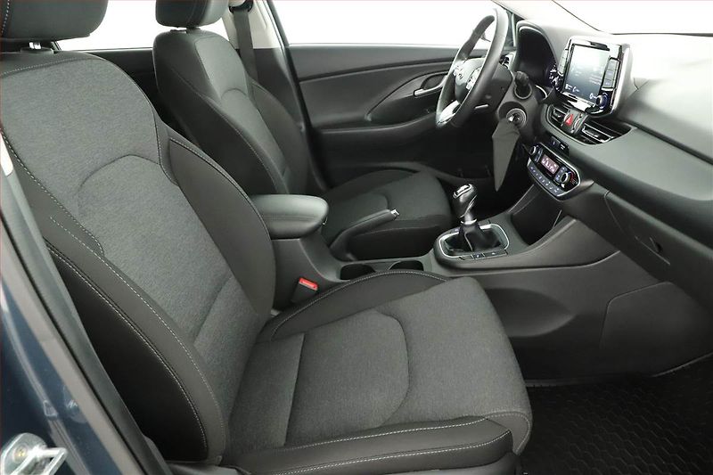 Hyundai i30 (2023) 1.5 T-GDI MHEV, Serv.kniha - fotka 7 z 21