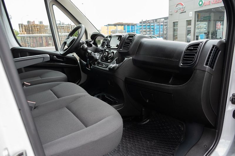 Peugeot Boxer 2.2 BlueHDi L4H3*ZÁRUKA*ČR 1.M - fotka 10 z 23