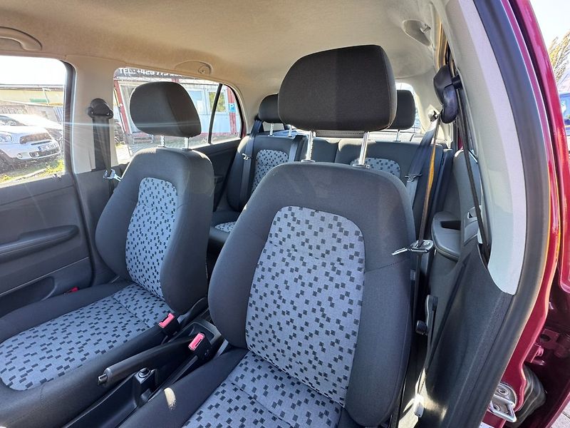 Škoda Fabia (2006) 1,4i 55 KW KILOMETRY STK - fotka 16 z 40