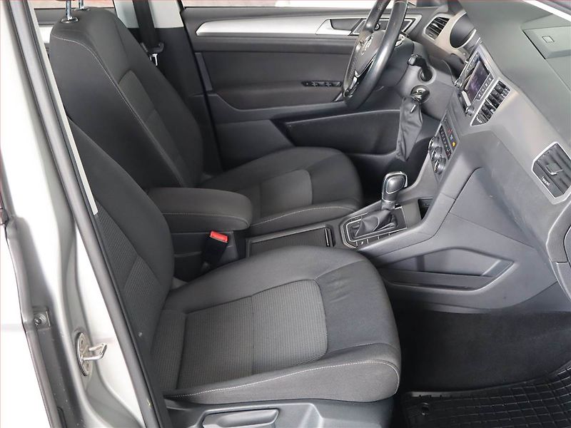 Volkswagen Golf Sportsvan (2014) 1.6 TDI, Automat, Serv.kniha - fotka 9 z 21