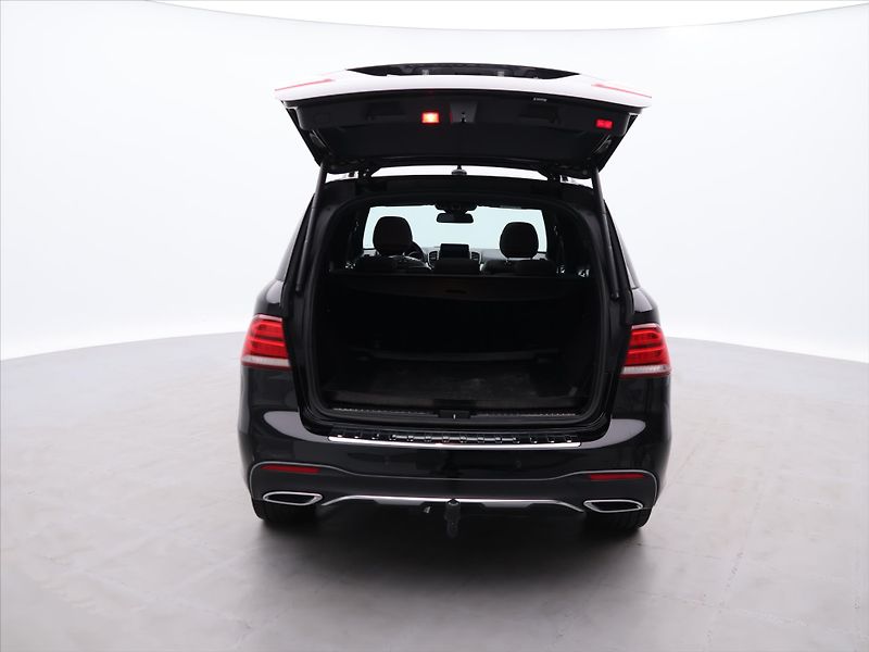 Mercedes-Benz GLE 3,0 350d 190 kW 4MATIC AMG - fotka 9 z 35