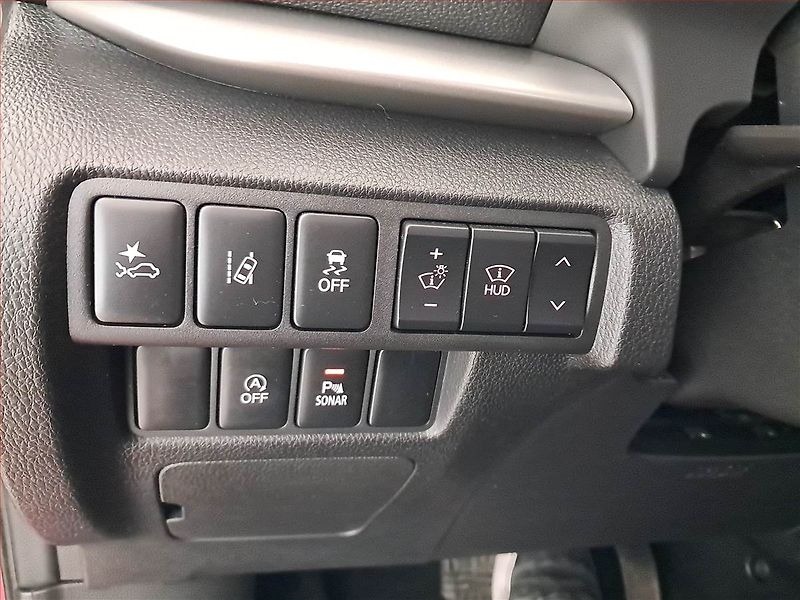 Mitsubishi Eclipse Cross (2020) 1.5 T-MIVEC - fotka 19 z 19