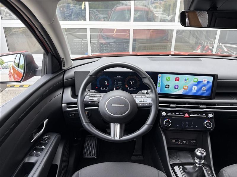 Hyundai Tucson 1,6 T-GDI  FL Smart - fotka 14 z 25