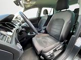 Volkswagen Golf (2018) 1.4 TSI 92 kW Maraton Edition - náhled 25