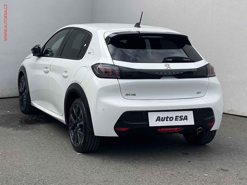 Peugeot 208 (2023) 1.2PT, GT line, LED, navi - fotka 6 z 18