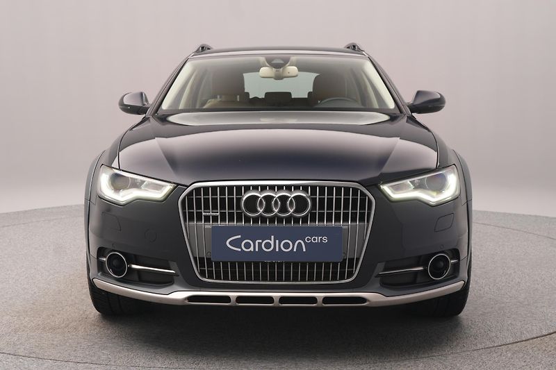 Audi A6 ALLROAD QUATTRO 3.0 TDI AUT - fotka 13 z 35