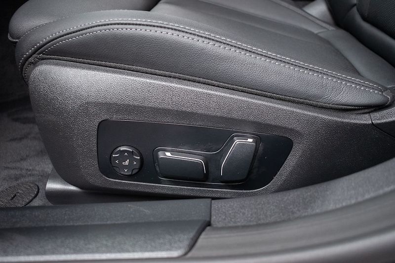 BMW Řada 4 420d xD ///M*ZÁRUKA*TAŽNÉ*ČR 1 - fotka 17 z 48