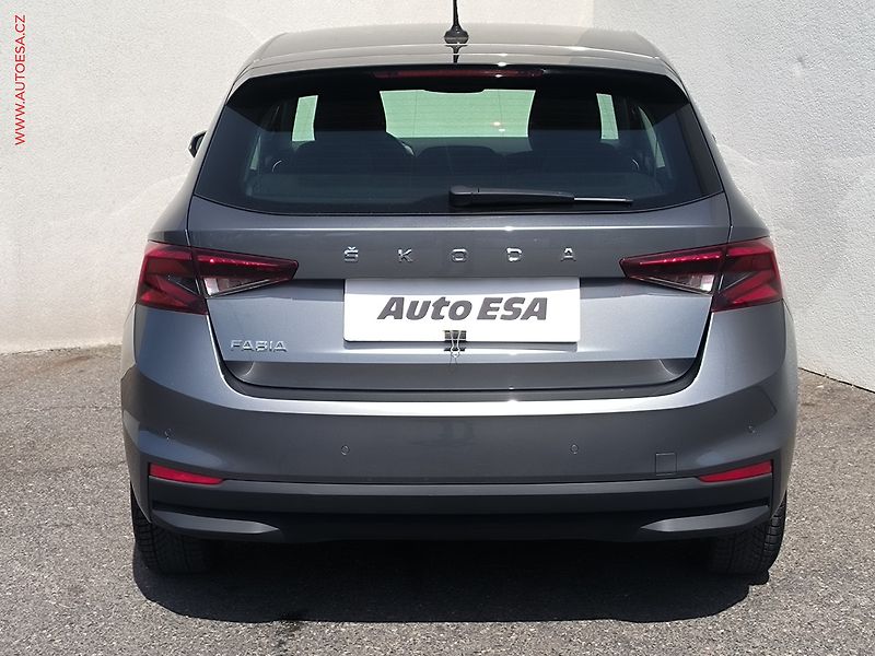 Škoda Fabia (2023) 1.0 TSi, Style, navi - fotka 5 z 25