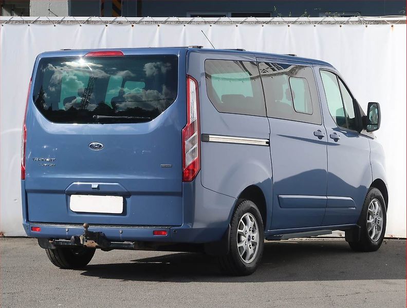 Ford Tourneo Custom (2013) Titanium 2.2 TDCi, ČR, DPH - fotka 5 z 21